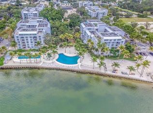 650 NE 64th St APT G402, Miami, FL 33138