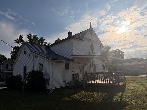 3rd image of 195 Furnace St