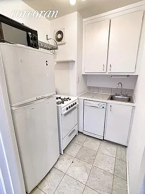 Sold by Corcoran | media 4