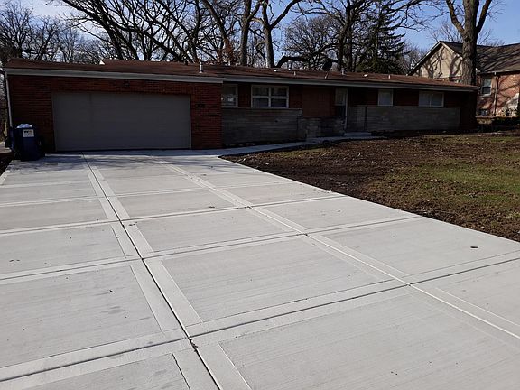 5th image of 7921 Redondo Ln