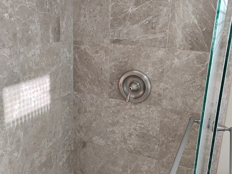 411 Amber Ave — Photo 35