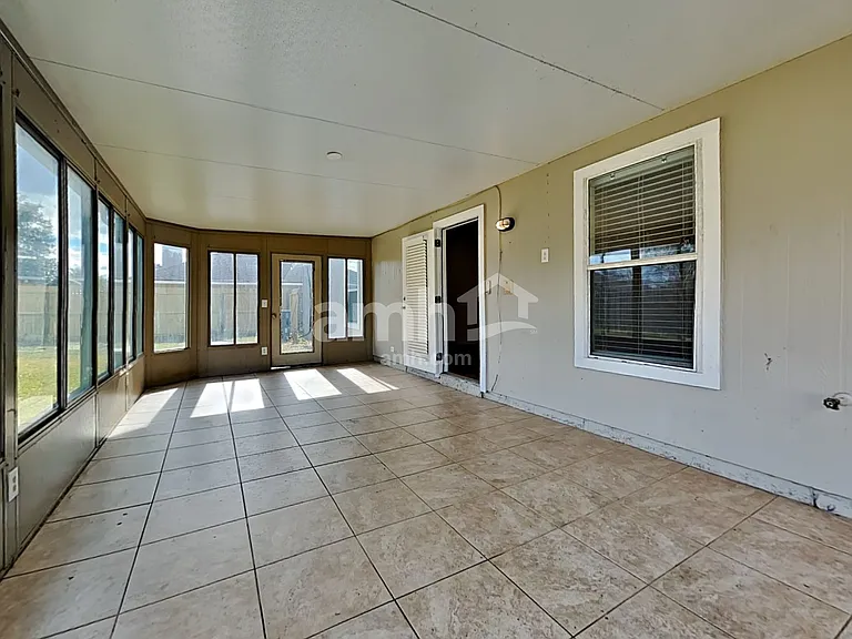 2737 Taylor Hill Dr — Photo 19
