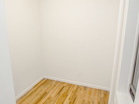 3rd image of 221 E 85th St APT 10