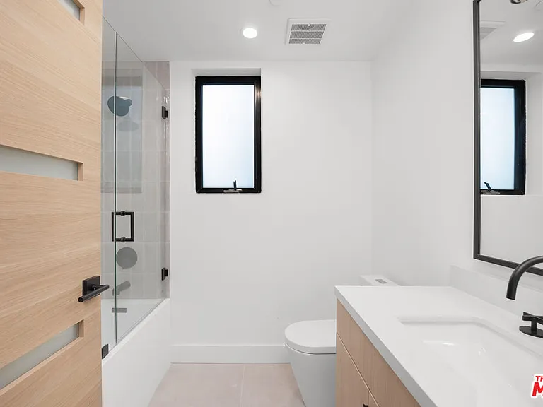 5313 Ben Ave #3 — Photo 12