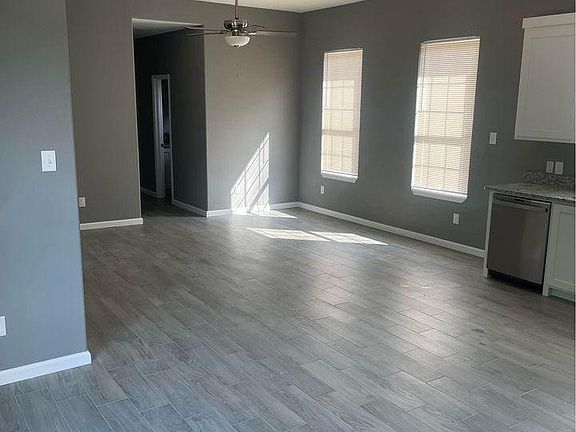 4th image of 12810 Sultana St