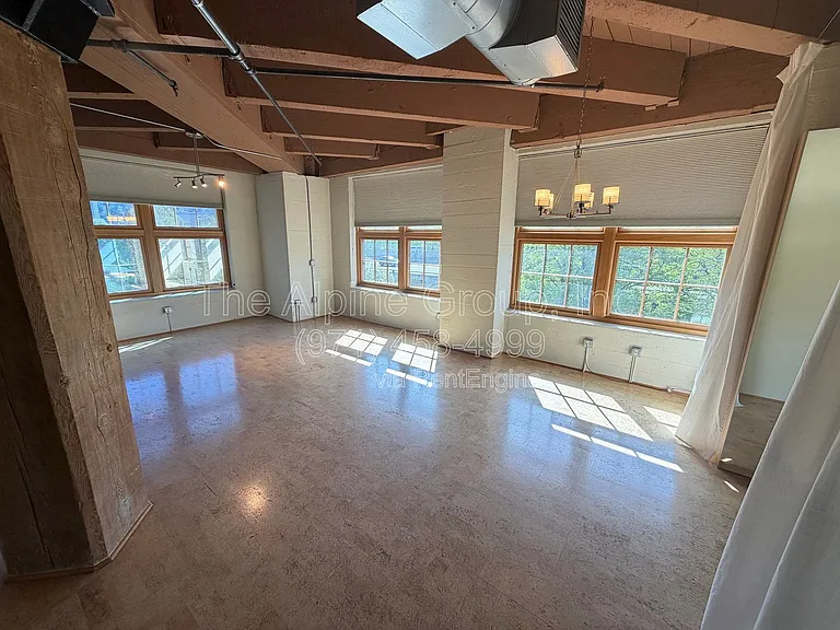 1420 NW Lovejoy St #414 — Photo 29