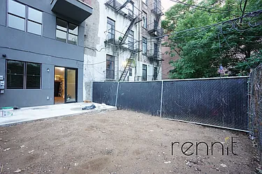 Rented by Rennit Inc.