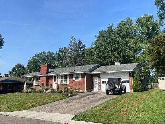 2nd image of 322 Summit St