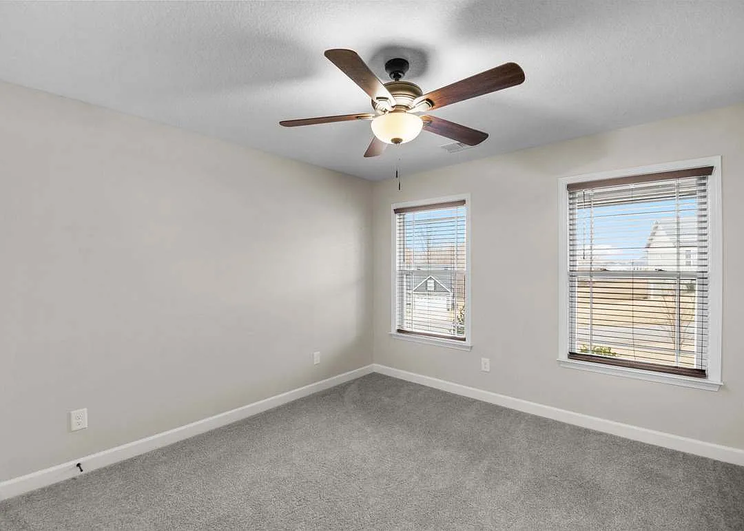 3 bed, 1584 sqft, $2,700 — Photo 3