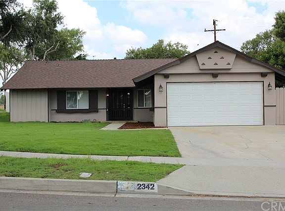 2nd image of 2342 Bedford Dr