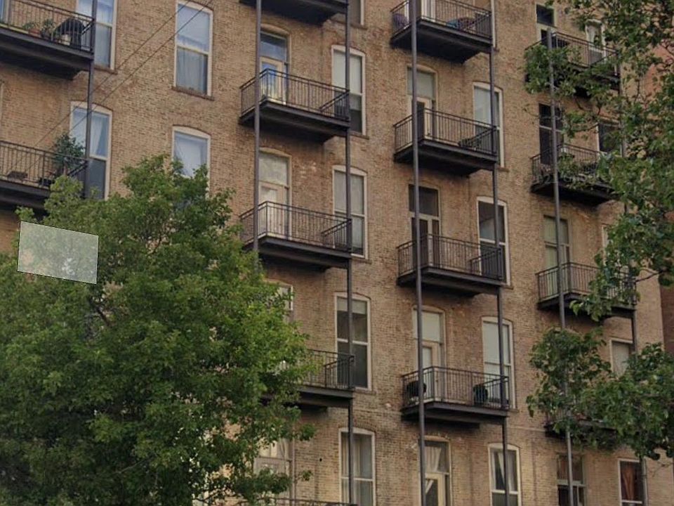 1st image of 550 W Harrison St APT 353