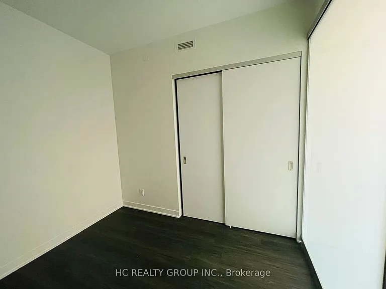 185 Alberta Ave #708 — Photo 9