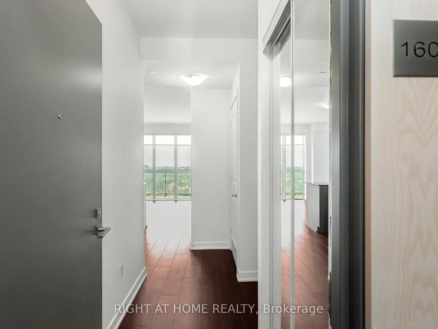 3 bed, $3,100 — Photo 4