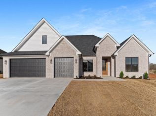 118 Corniche Ln, Maumelle, AR 72113