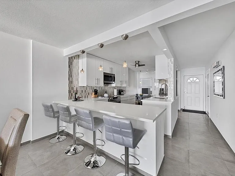 20 Whispering Sands Dr #903 — Photo 15