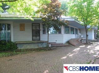 12812 Q St, Omaha, NE 68137