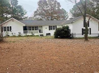 1016 Tarheel Rd, Benson, NC 27504