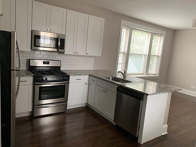 1st image of 3437 N Paulina St #2