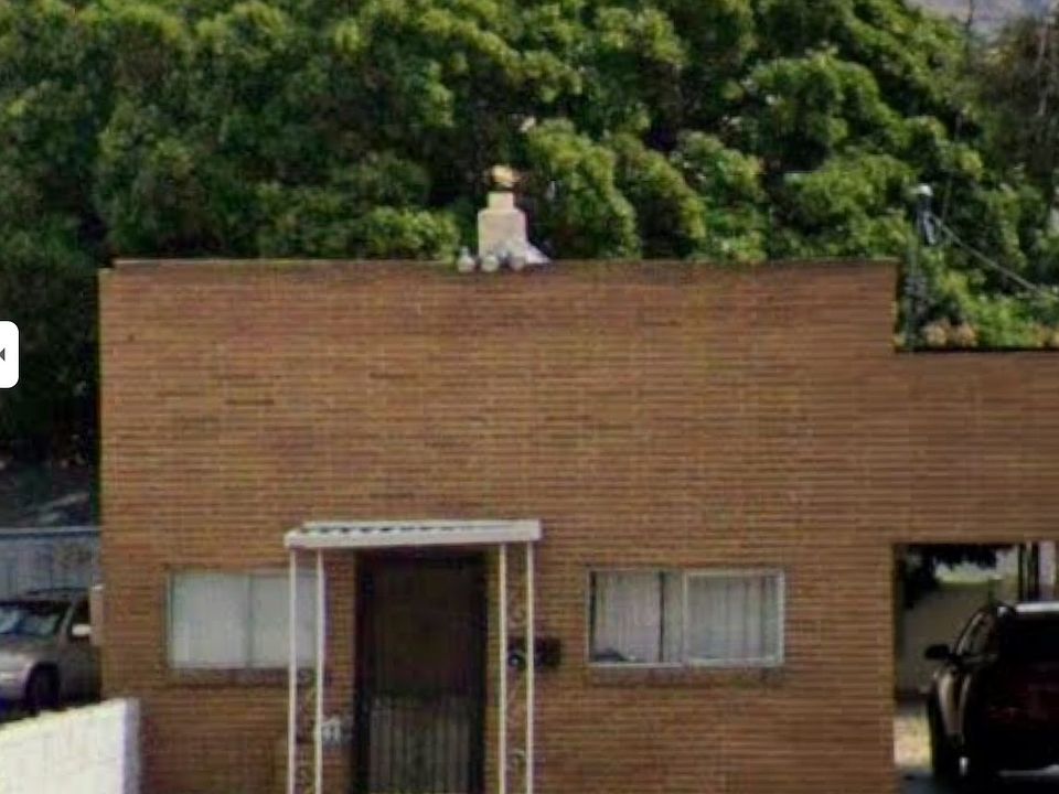1st image of 913 1/2 N Emerson Ave