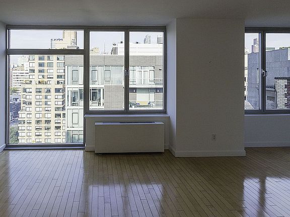 5th image of 151 W 17th St #Ph12g