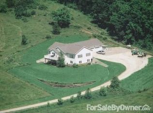 3134 Baumgartner Rd, Fennimore, WI 53809