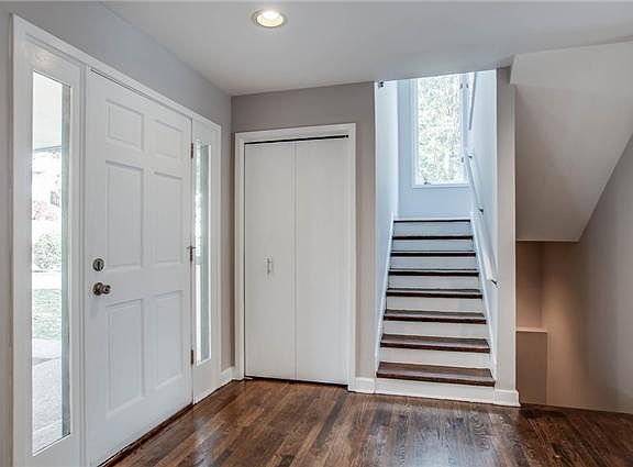 2nd image of 541 Harpeth Trace Dr