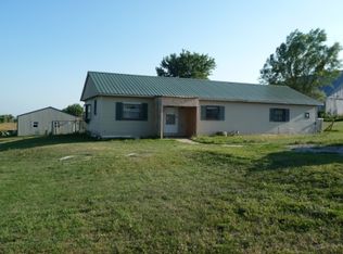 3194 H Rd, Syracuse, NE 68446