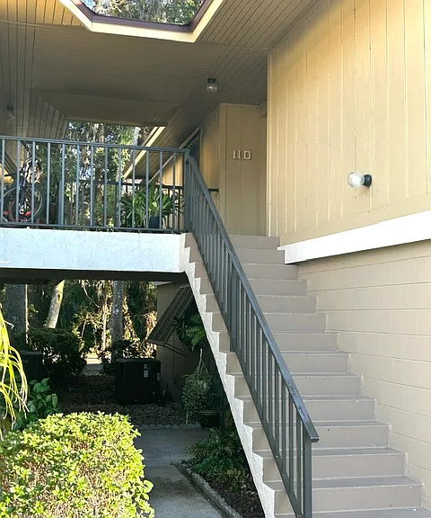 130 Jasmine Woods Ct #11D — Photo 1