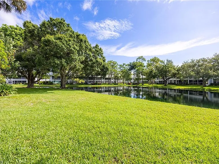 500 Misty Pines Cir #2204 — Photo 22