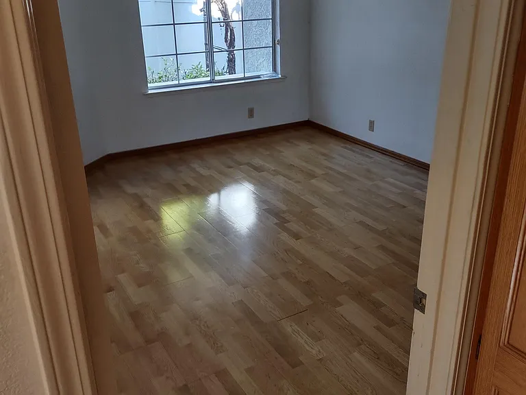 985 Bluebell Way — Photo 15