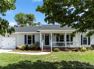 5692 Archer Rd, Hope Mills, NC 28348