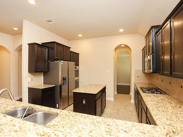 147 W Wading Pond Cir — Photo 19