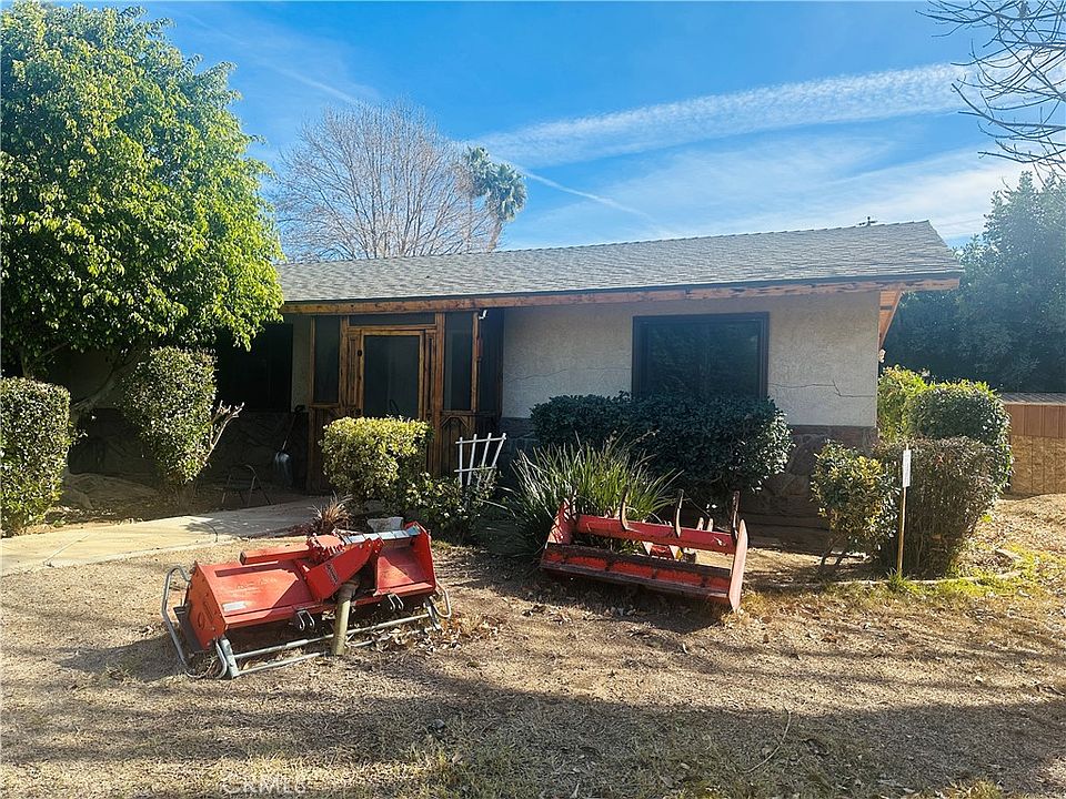1st image of 13852 Lomitas Ave