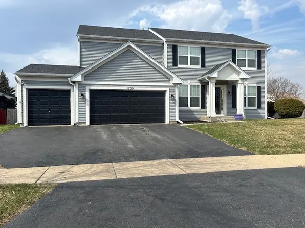 1709 Wick Way, Montgomery, IL 60538