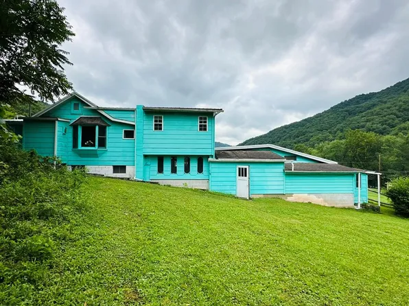 1401 Terrace St, Hinton, WV 25951