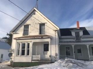 17 Wade St, Norridgewock, ME 04957