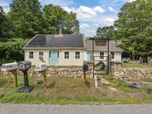 686 Cook Hill Road, Killingly, CT 06239