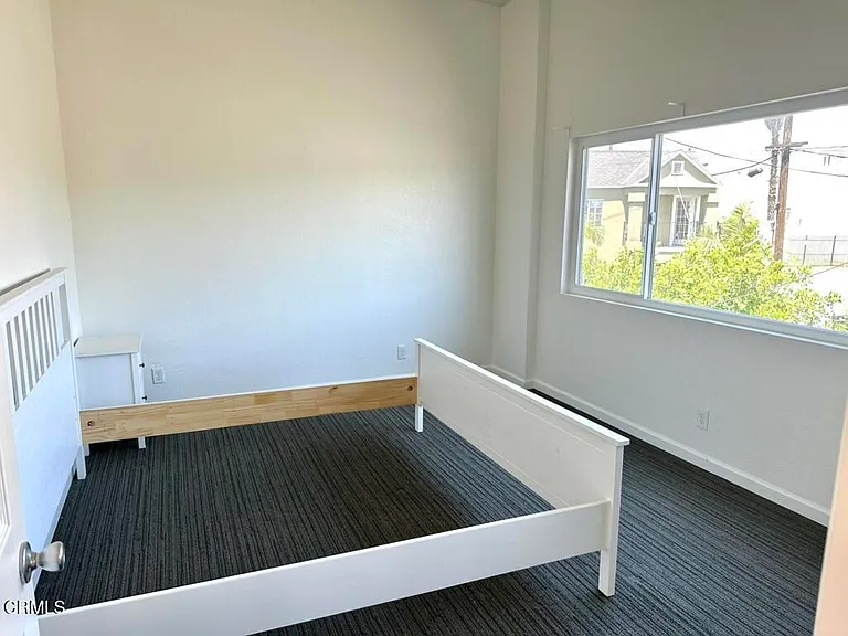 2117 S 9th Ave — Photo 16