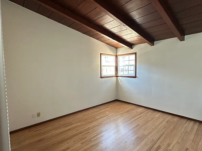 9831 Regent St #9831 — Photo 13