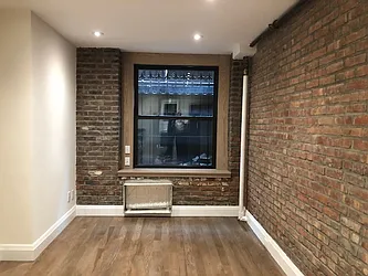 Rented by Places NYC