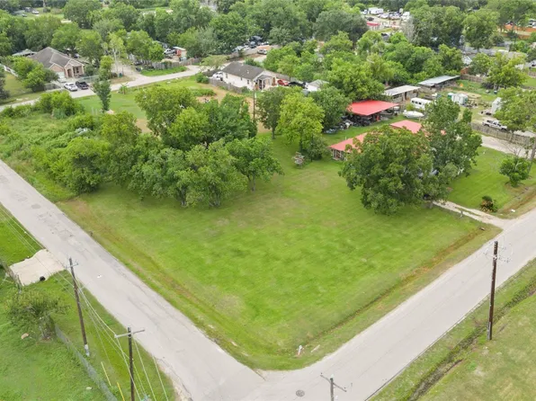 6107 South Acres Drive, Houston, TX 77048