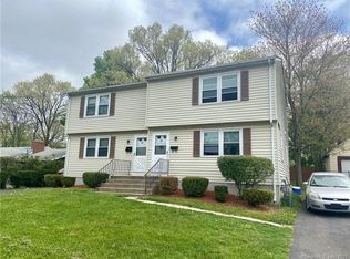 73 Irving St, Manchester, CT 06042
