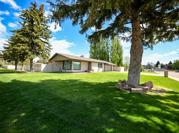 3501 15th Ave S, Great Falls, MT 59405