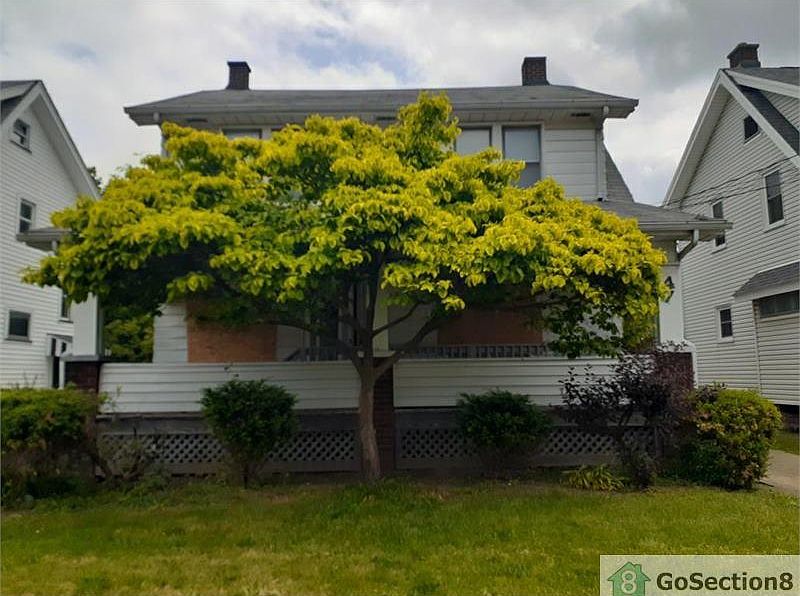 2nd image of 47 Fernwood Ave