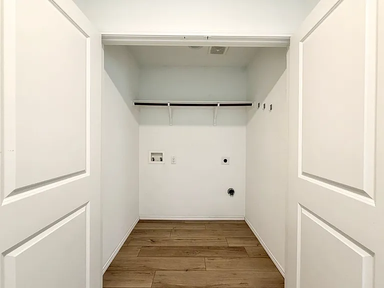 5903 Nyquist Way — Photo 12