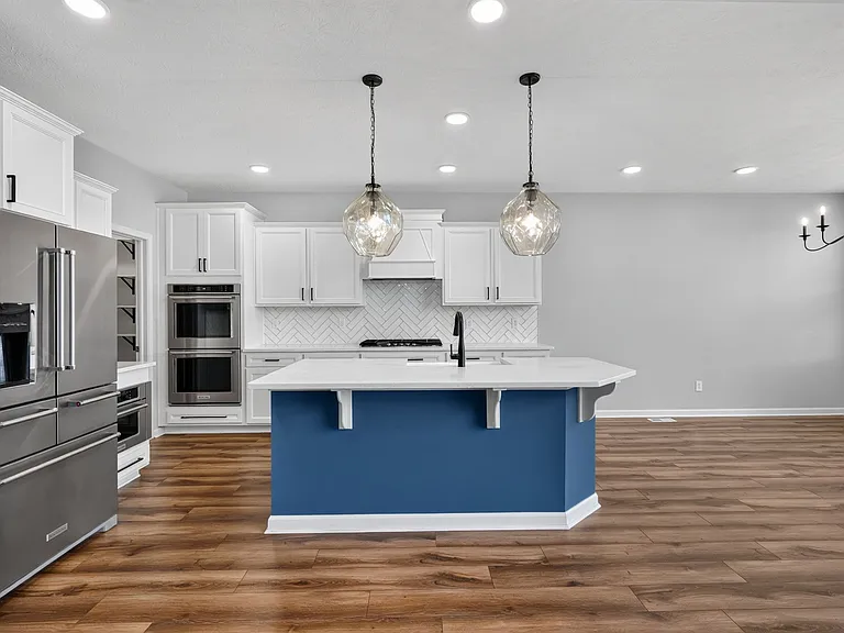 12987 Gilmour Dr — Photo 8