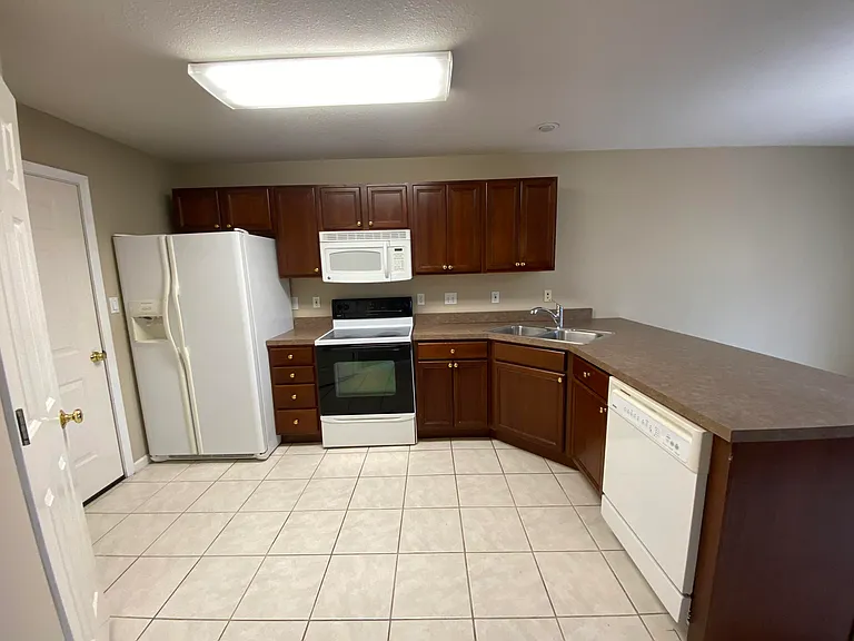 5389 E Trikalla Dr — Photo 7