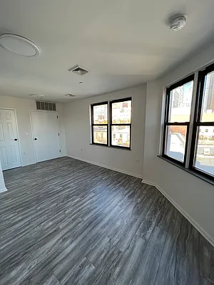 Rented by CTL REALTY LLC | media 13