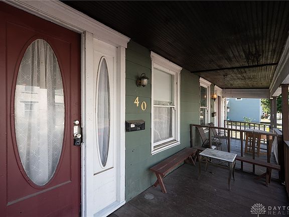 5th image of 38 Vine St