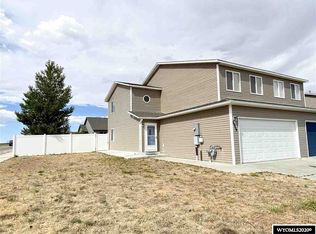 6964 Umpqua River Rd, Casper, WY 82604